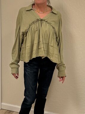 Light Green Ruffle-Detail Women’s Top